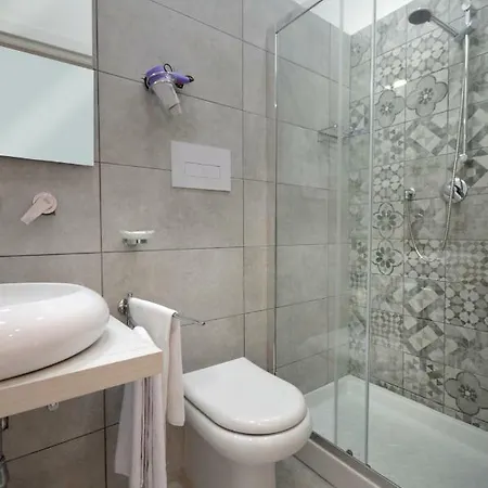 B&bcentral Station 3* Neapol