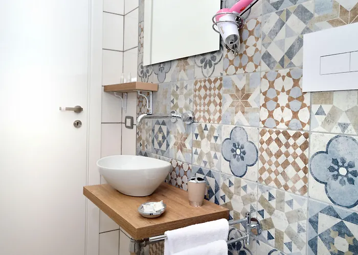 לינה וארוחת בוקר B&bcentral Station 3*