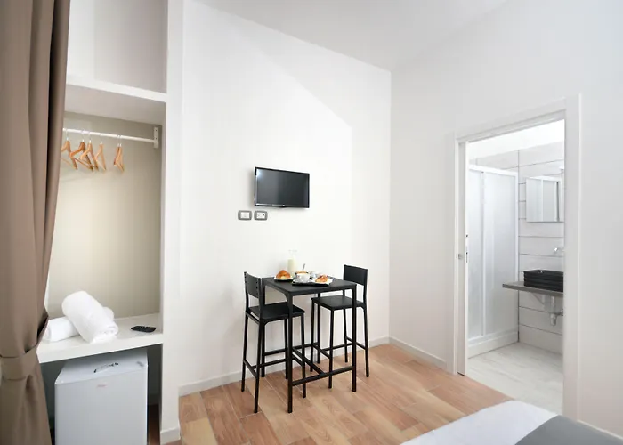 B&bcentral Station 3*