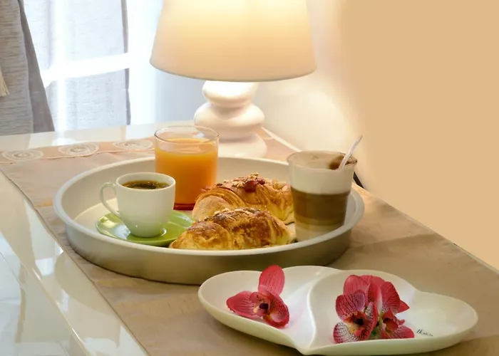 B&bcentral Station לינה וארוחת בוקר