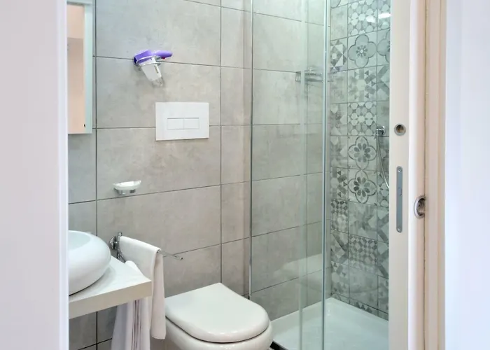 לינה וארוחת בוקר B&bcentral Station 3*