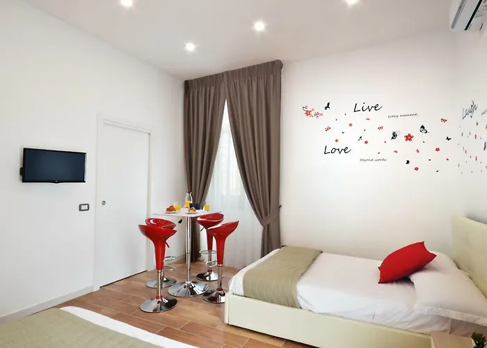 לינה וארוחת בוקר B&bcentral Station נאפולי