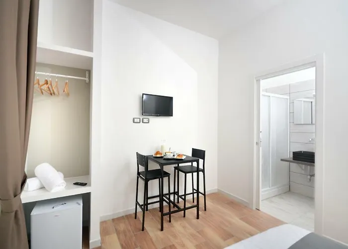 B&bcentral Station 3*