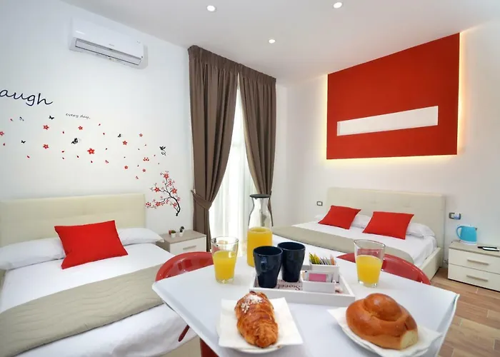 B&bcentral Station 3* נאפולי