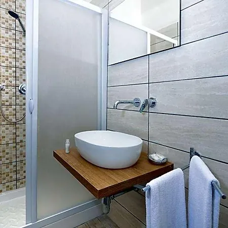 Gateway 2*