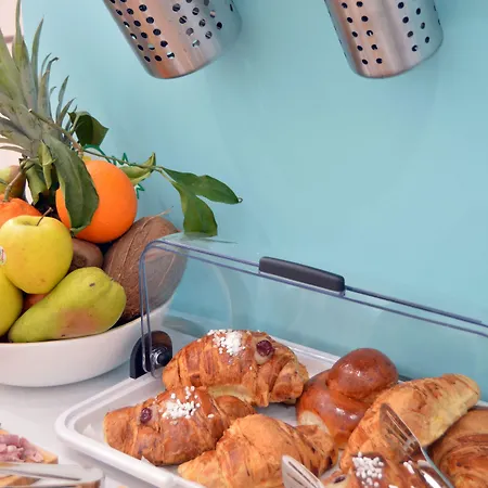 Alojamento de Acomodação e Pequeno-almoço Gateway 2*