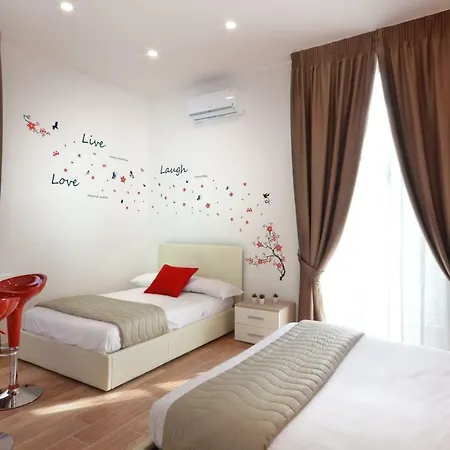 B&bcentral Station Neapel