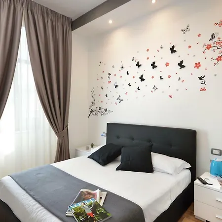 B&bcentral Station 3*